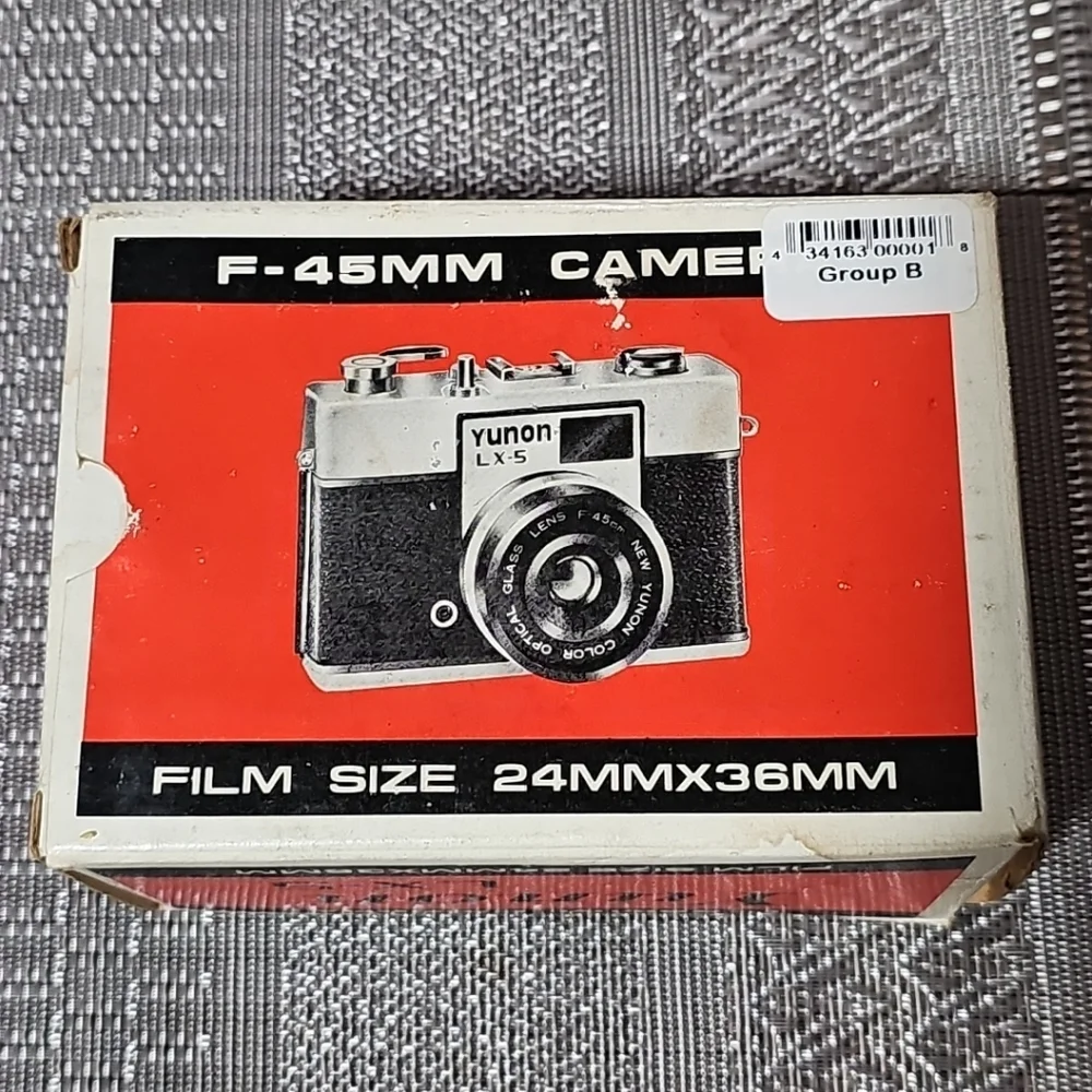 Vintage Yunon‎ LX-5 F-45MM 35mm Point & Shoot Camera Original Packaging & Case
